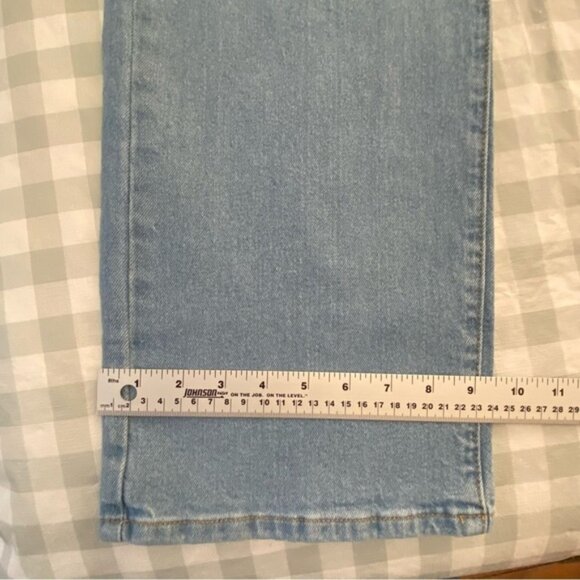 Fashion Nova blue jeans high rise straight leg light wash stretch size 15 or 32 - Picture 11 of 13